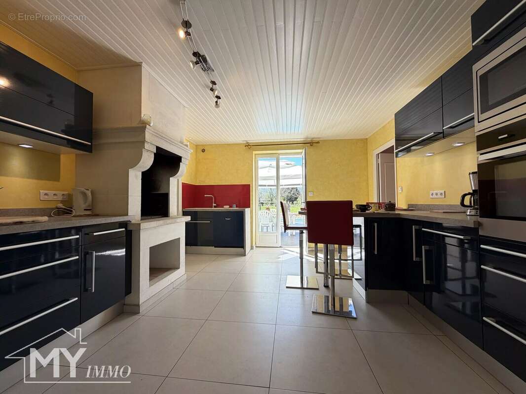 Maison à SAINT-ANTOINE-DE-BREUILH