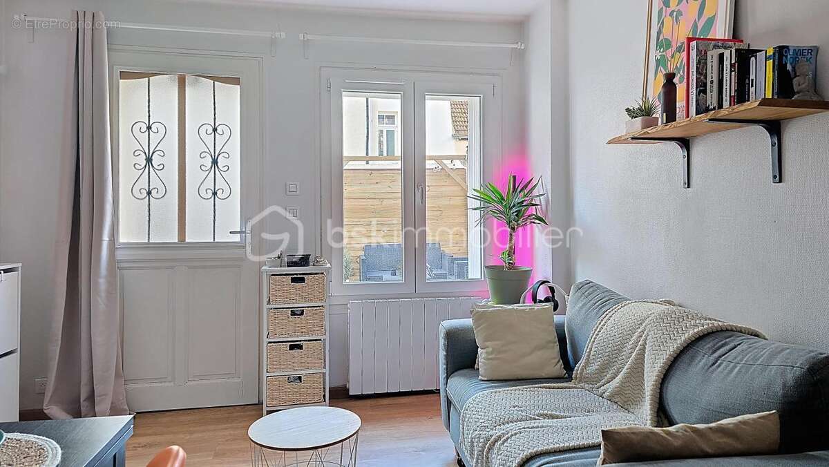 Appartement à THORIGNY-SUR-MARNE