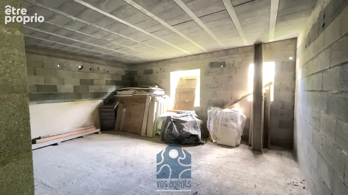 maison à finir sur un grand terrain arboré - photo 6