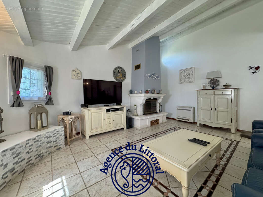 Maison à MESCHERS-SUR-GIRONDE