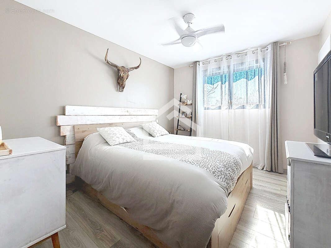 Maison moderne de 2018 avec suite parentale et piscine - photo 12