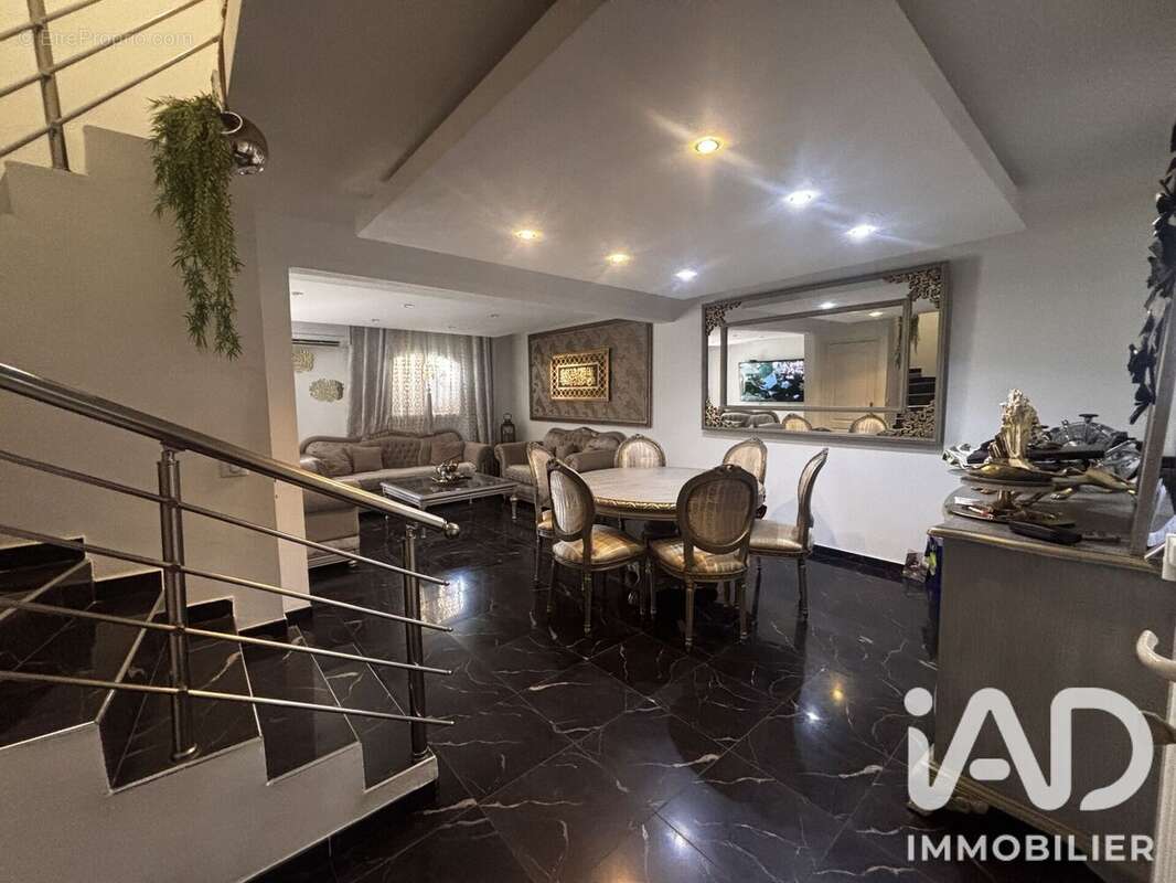 Maison 89 m² à Frejus  - photo 2