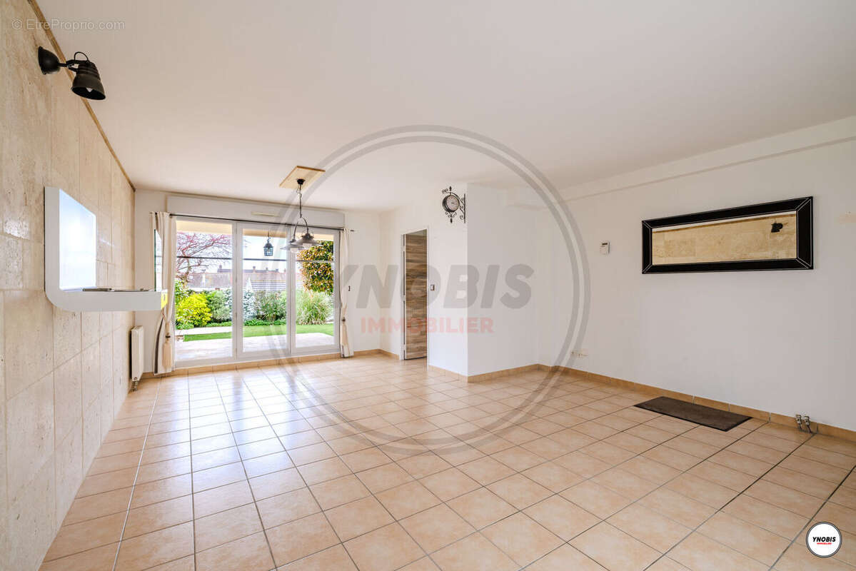 Maison à ECQUEVILLY