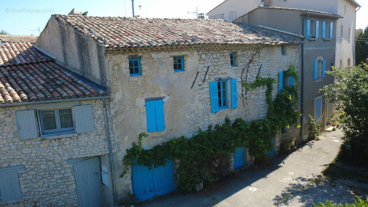Maison à SAINT-TRINIT