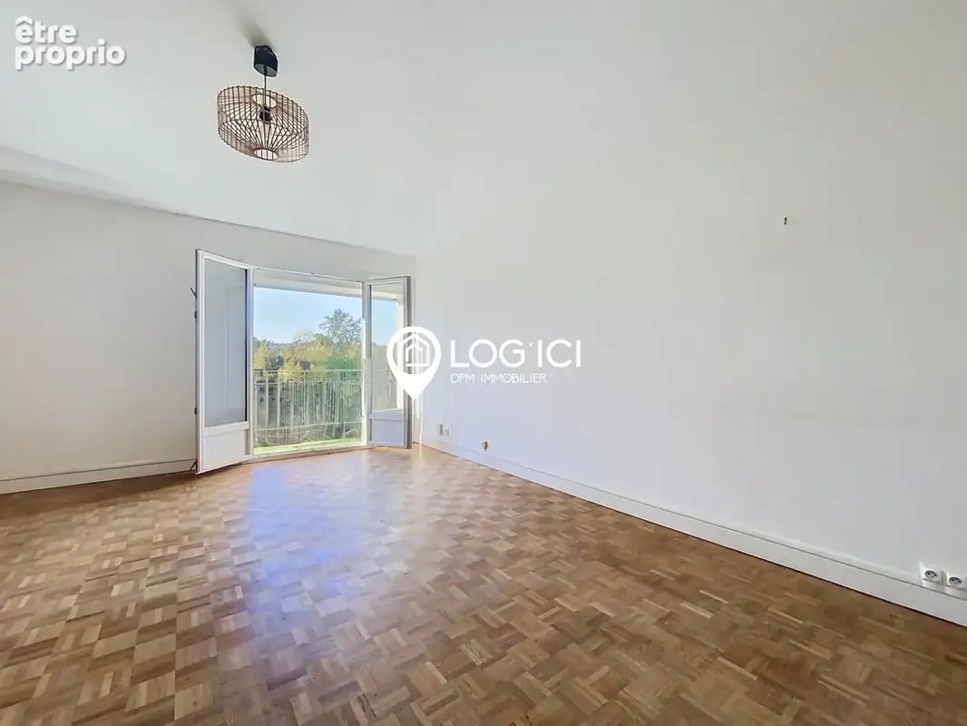 Appartement T3 rénové à deux pas de l'hyper-centre de Pau ! - photo 1