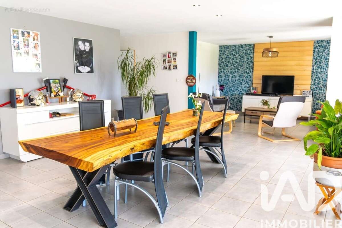 Maison 130 m² à Goudourville  - photo 4