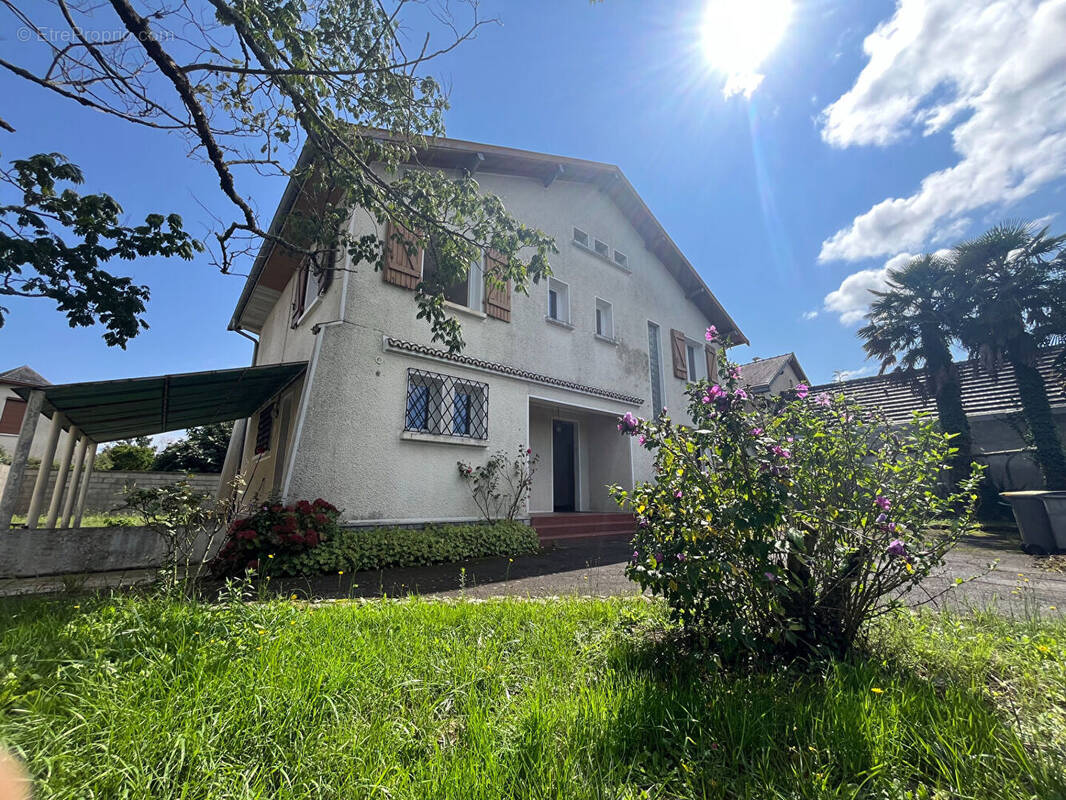 Maison à LONS