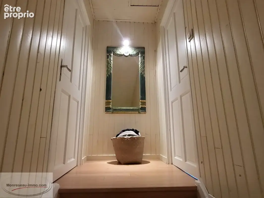 Propriete familiale avec caveau de 60m² ! - photo 6