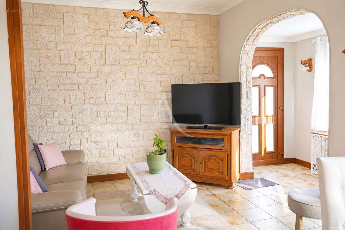 Maison Gagny 5 pièce(s) 97 m2 - photo 2