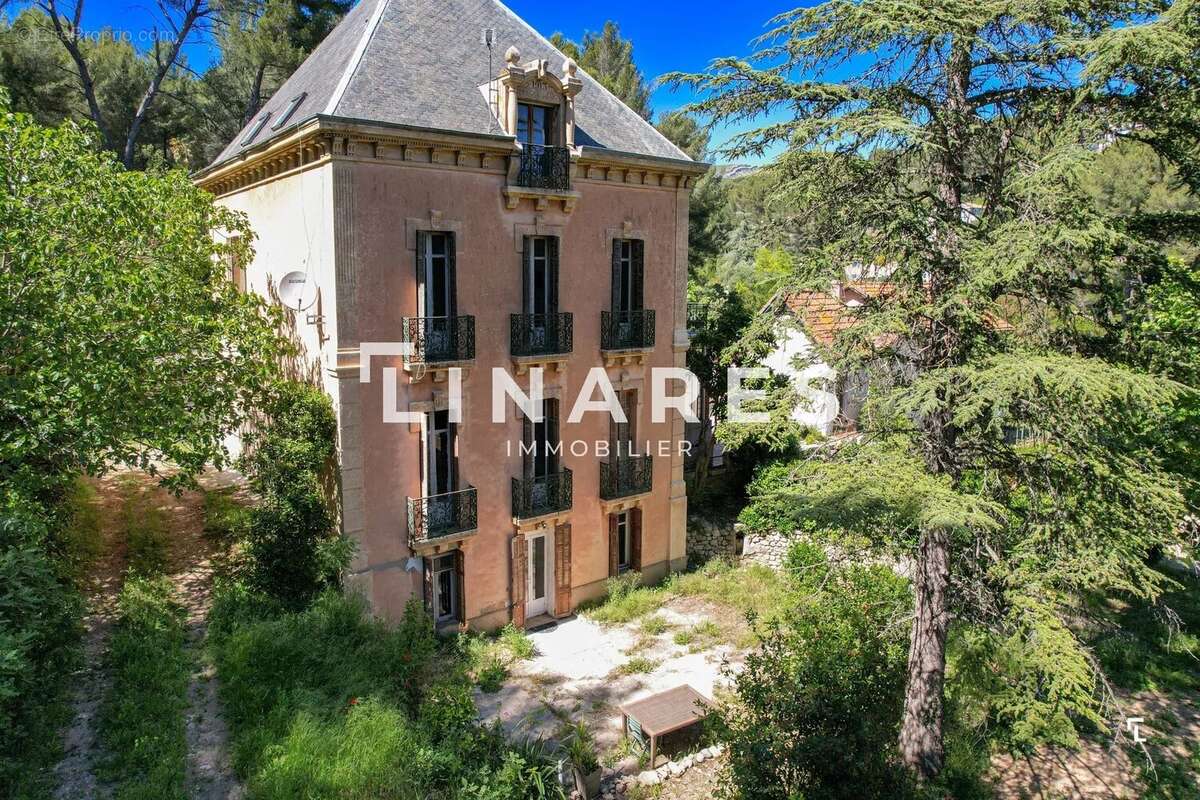 Maison à MARSEILLE-11E