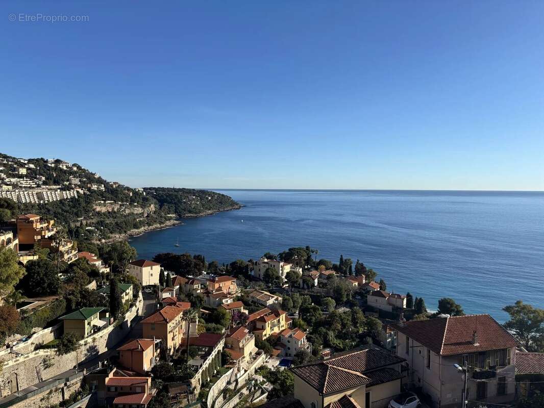 Appartement à ROQUEBRUNE-CAP-MARTIN