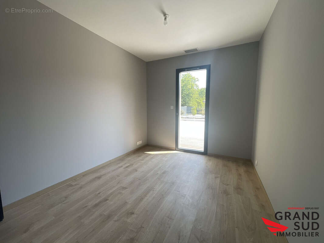 Maison 123 m² à Saint-Aubin-De-Medoc  - photo 9