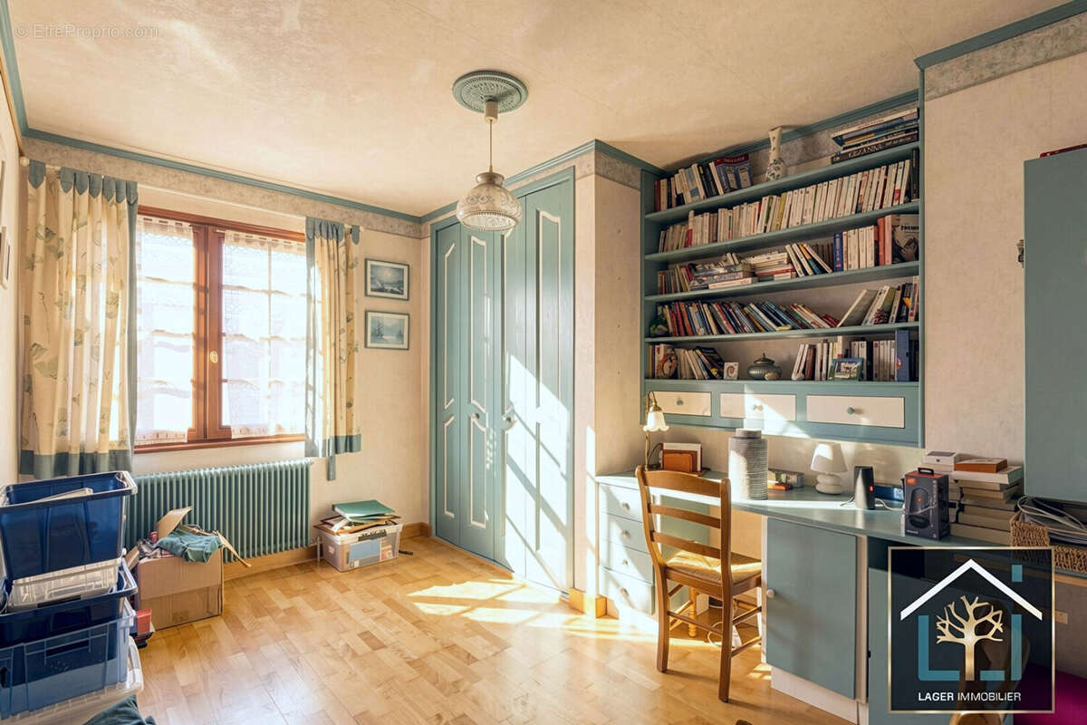 Maison à MONTLUEL