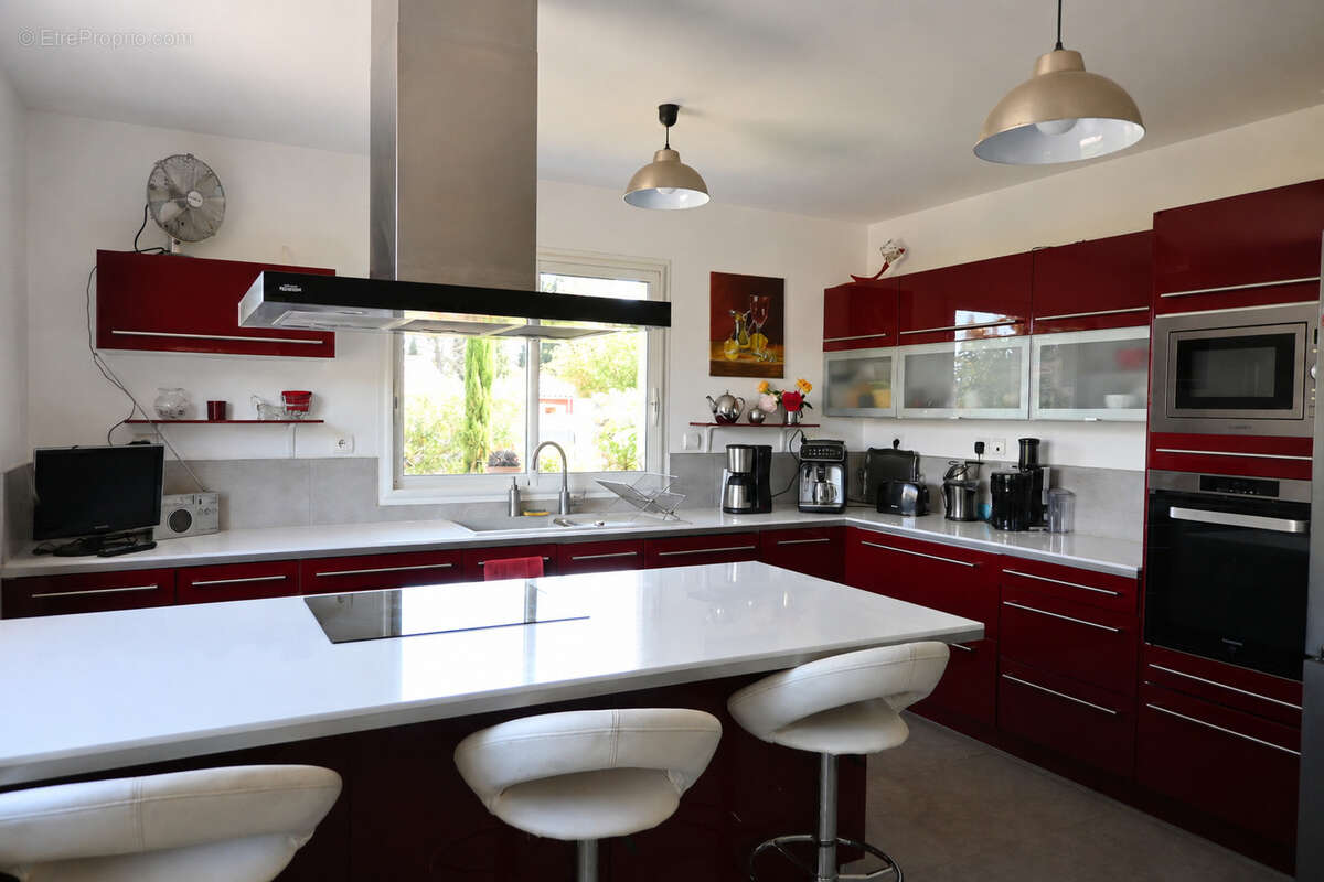 Maison T5 de plain pied - Montlegun - grand garage - photo 2