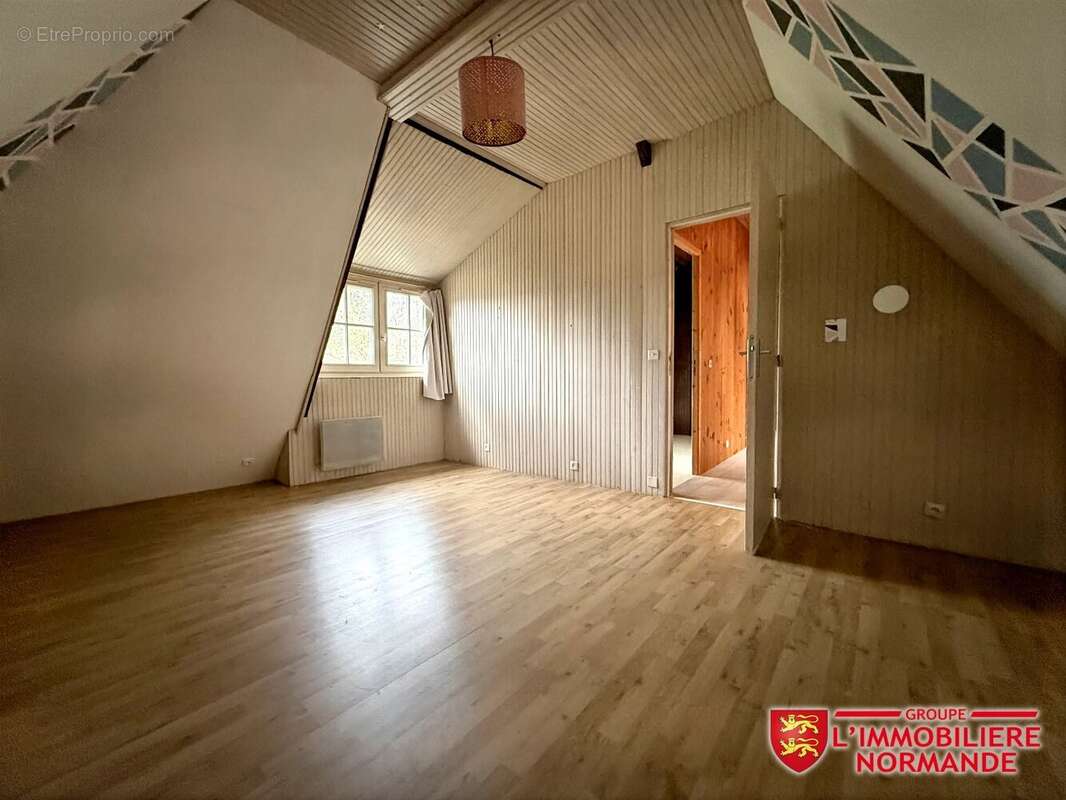 Maison à HERQUEVILLE