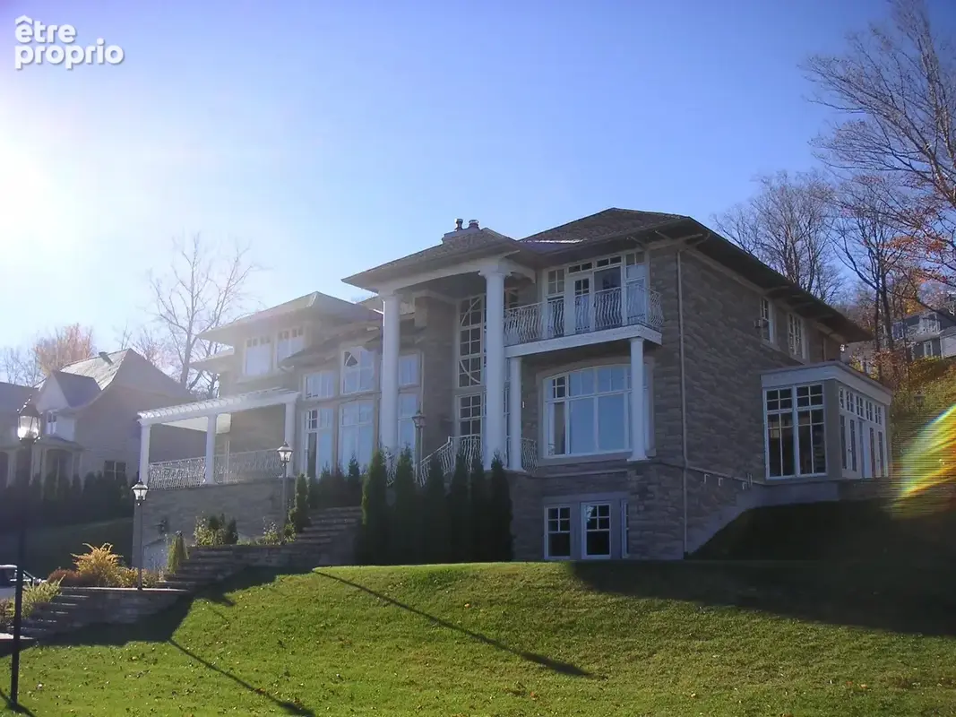  Propriété de prestige de 800 m2 à Lac Beauport au Canada - photo 2
