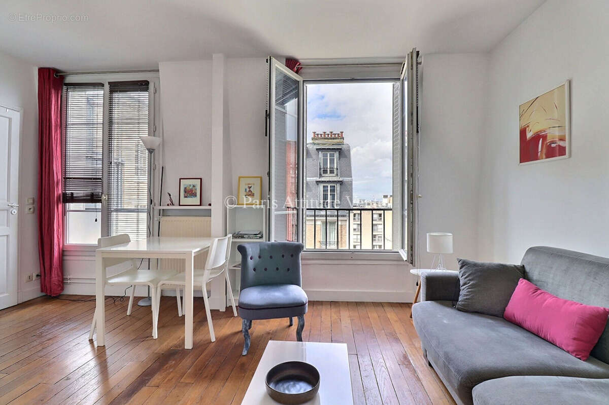 Appartement à PARIS-6E