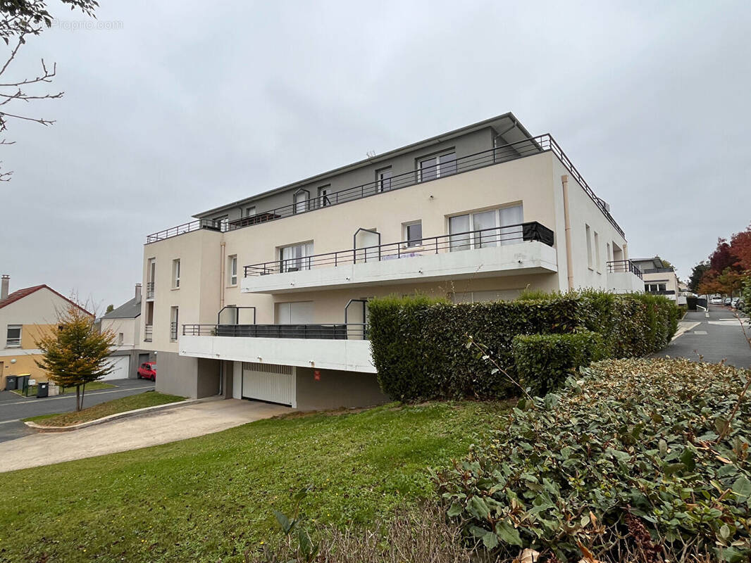 Appartement à FLEURY-SUR-ORNE