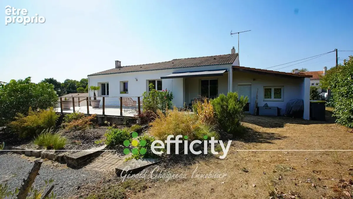 Maison 139 m² à Saint-Philbert-De-Grand-Lieu  - photo 4