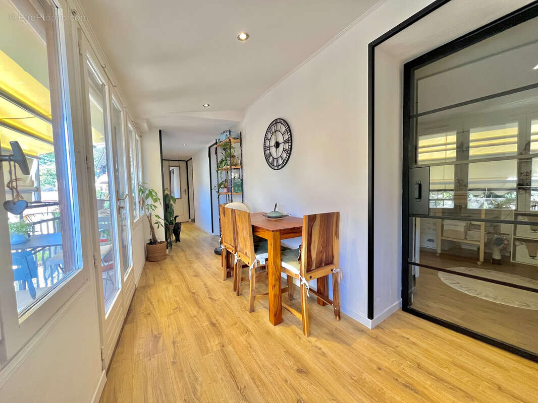 Appartement à MENTON