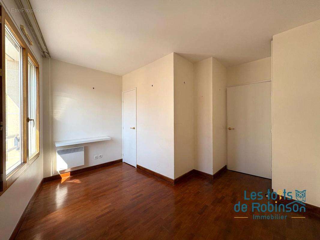 Appartement à LE PLESSIS-ROBINSON