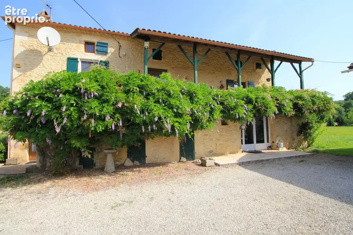 Charmant ensemble en pierre avec piscine en bordure du Lot - photo 16