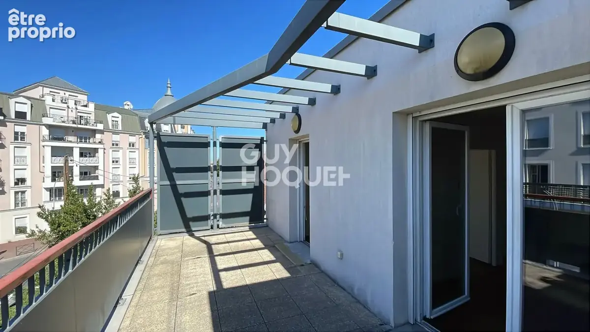 Photo Appartement à Le Blanc-Mesnil au prix de 288 000€
