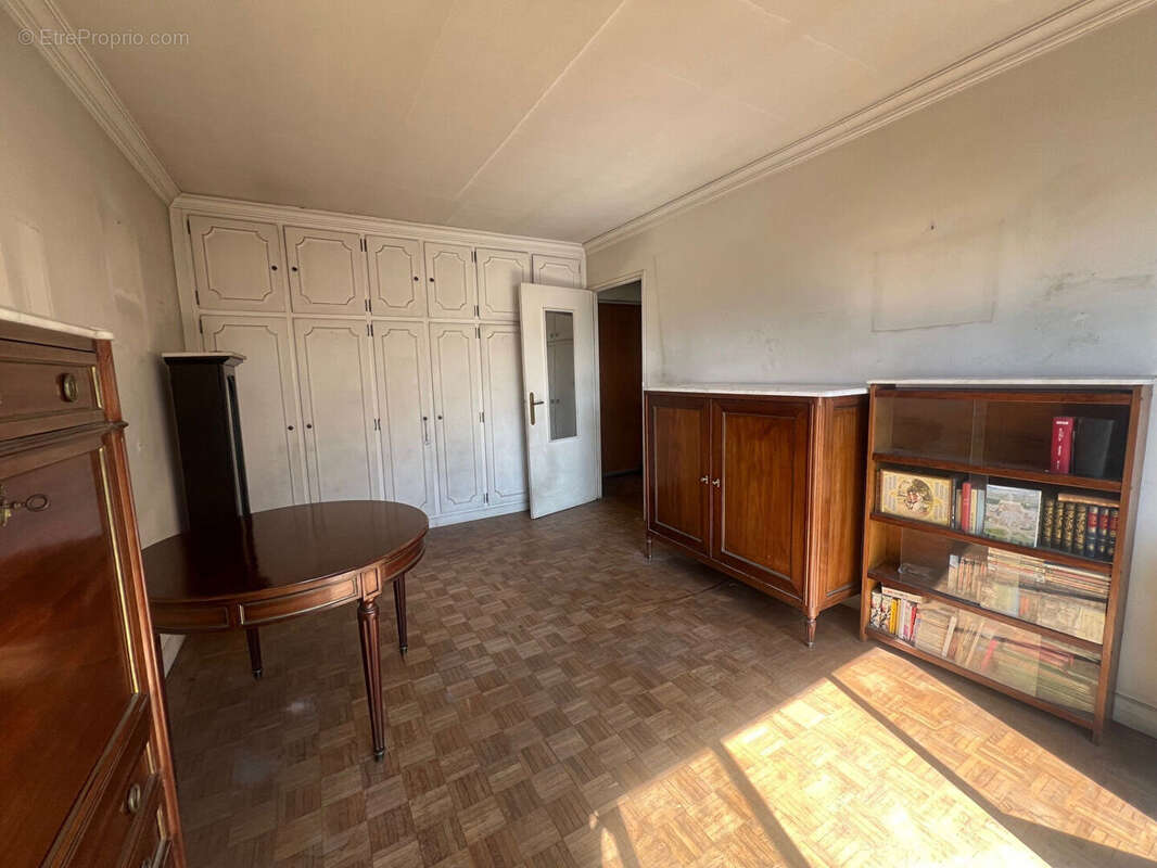 Appartement à VERSAILLES