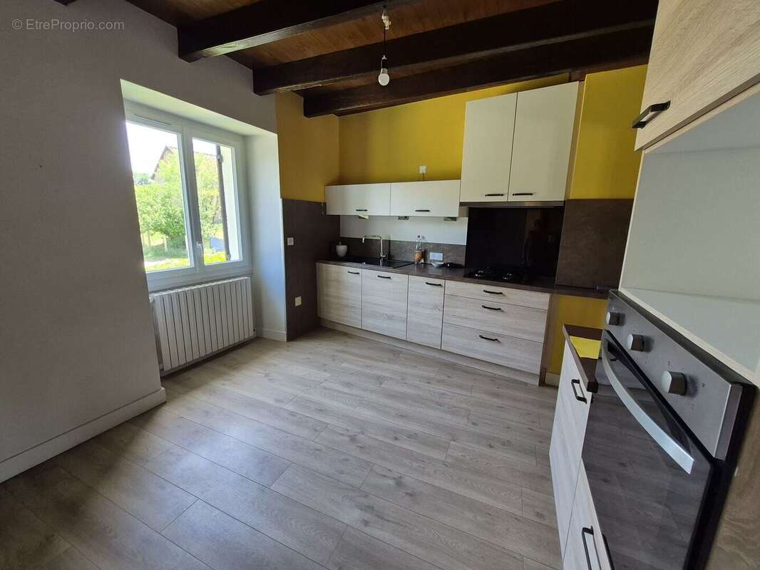 20260528141932 - Maison à CHAMPS-ROMAIN