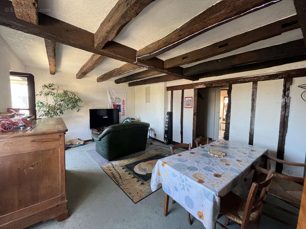 Appartement 64 m² à Poitiers  - photo 2