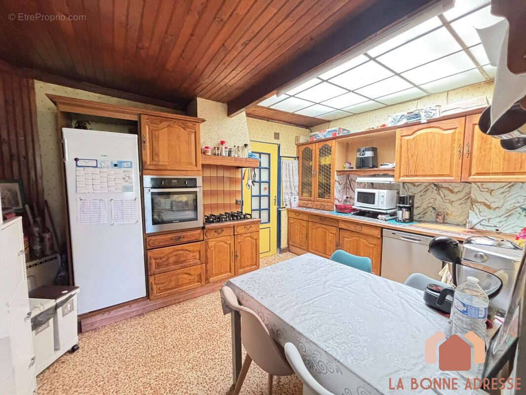 Maison 83 m² à Wattrelos  - photo 5