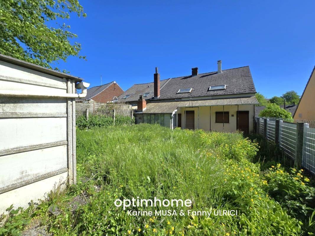 Maison à HIRSON