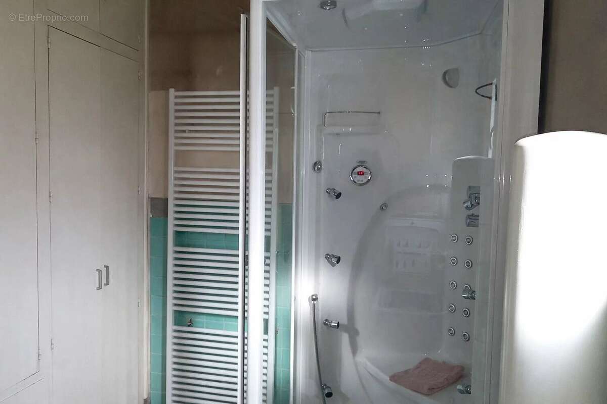 Maison à ETIVAL-CLAIREFONTAINE