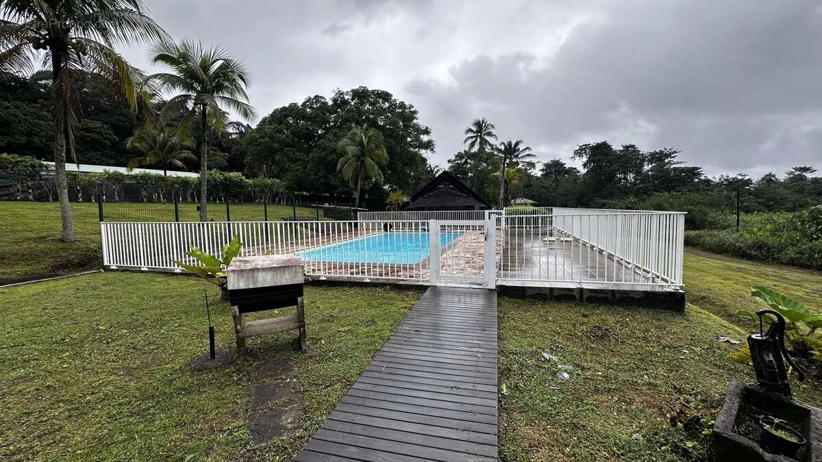 Appartement à MATOURY