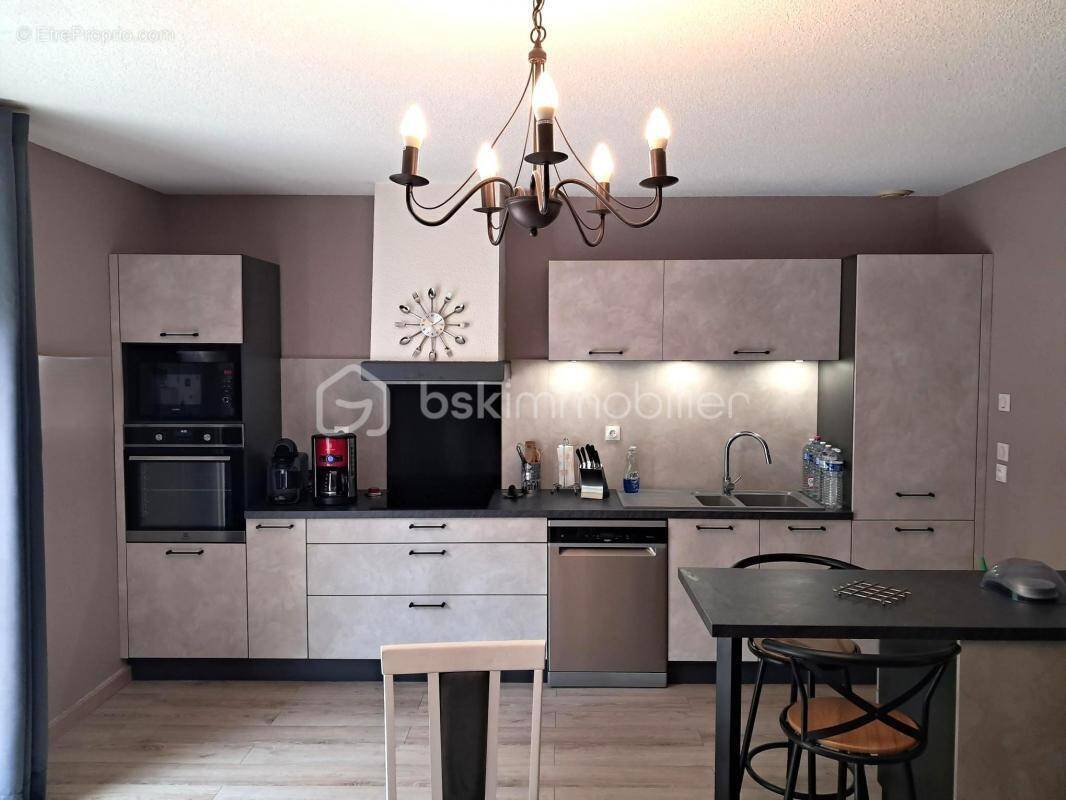 Maison à VILLEMAGNE-L&#039;ARGENTIERE