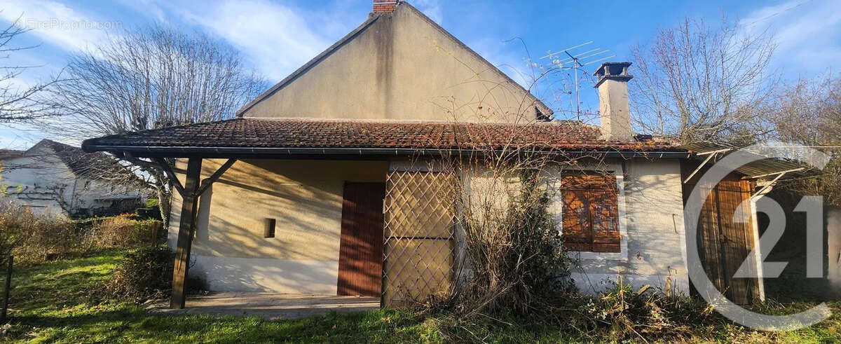 Maison à CERVON
