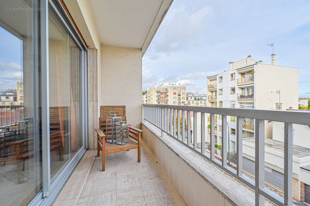 Appartement à SAINT-MAUR-DES-FOSSES