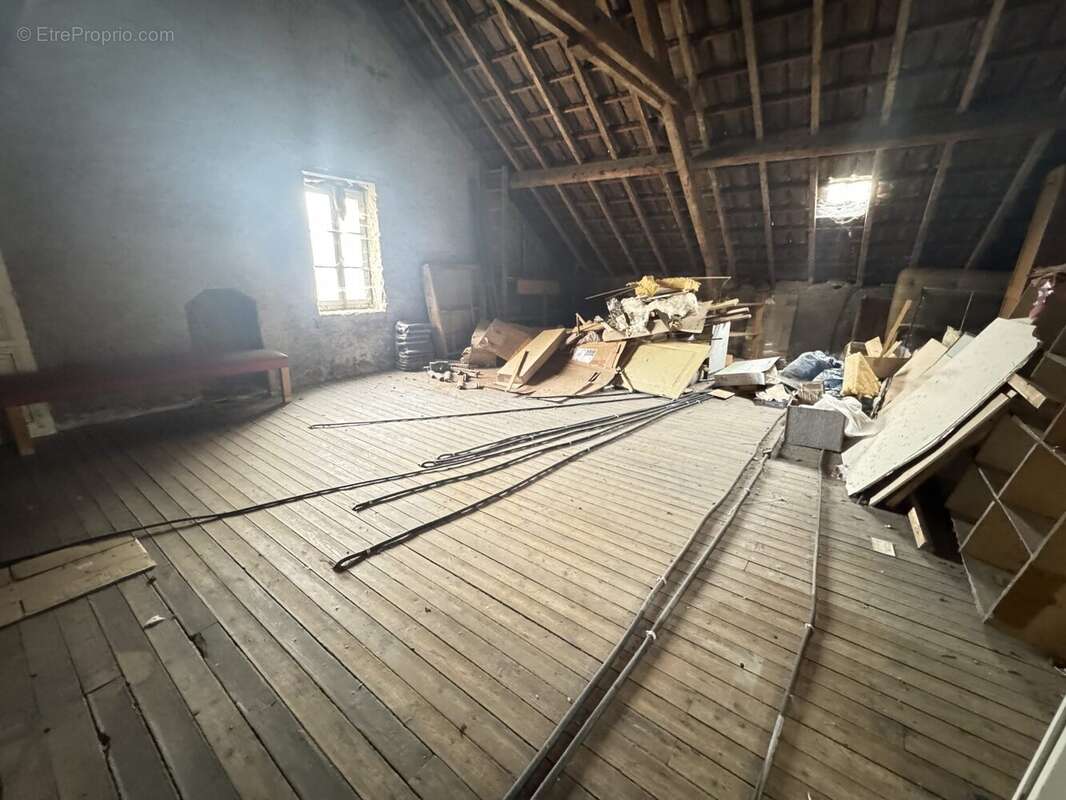 Appartement à PREMILHAT