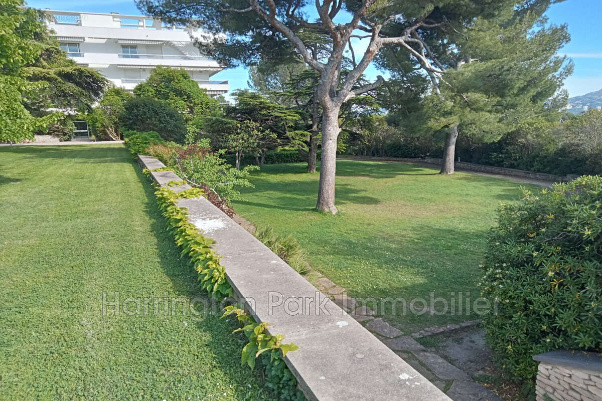 Appartement à MARSEILLE-8E