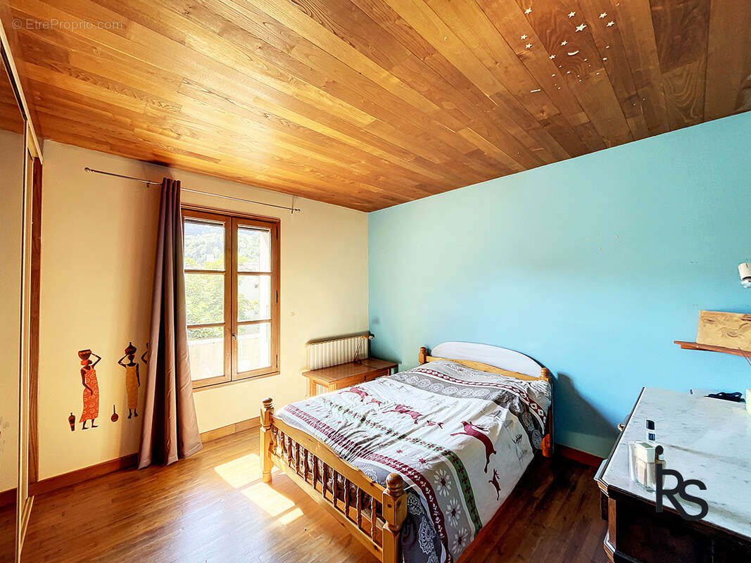 Maison à LARGENTIERE