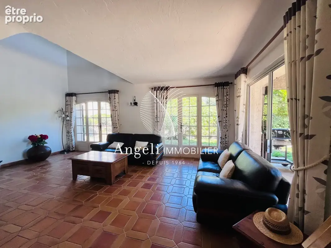 Saint aygulf : exclusivite - maison de charme - video disponible - photo 4