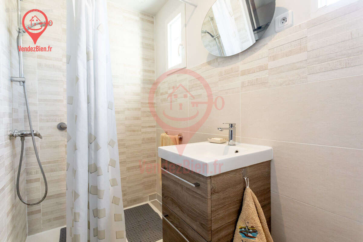 Maison à SAINT-DOULCHARD