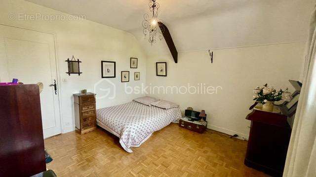 Maison à VILLIERS-SUR-ORGE