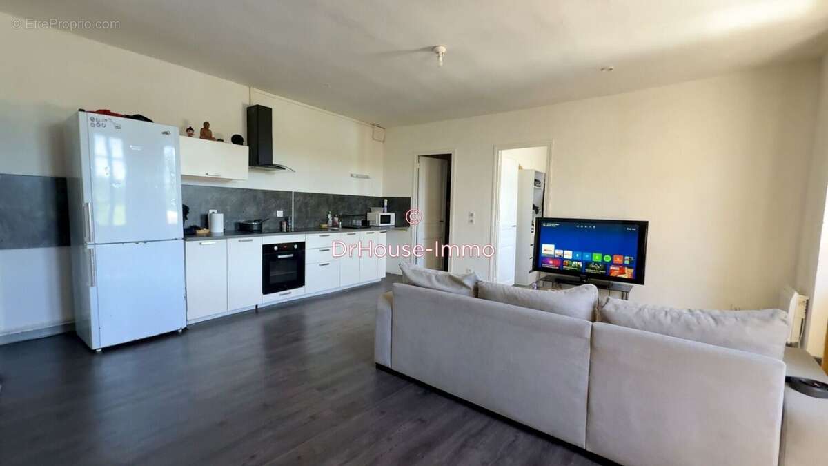 Appartement 139 m² à Laroque-Des-Arcs  - photo 19