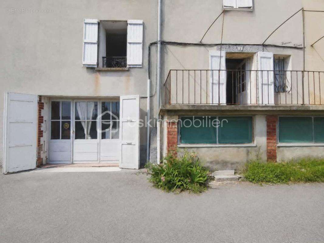 Appartement à THOARD