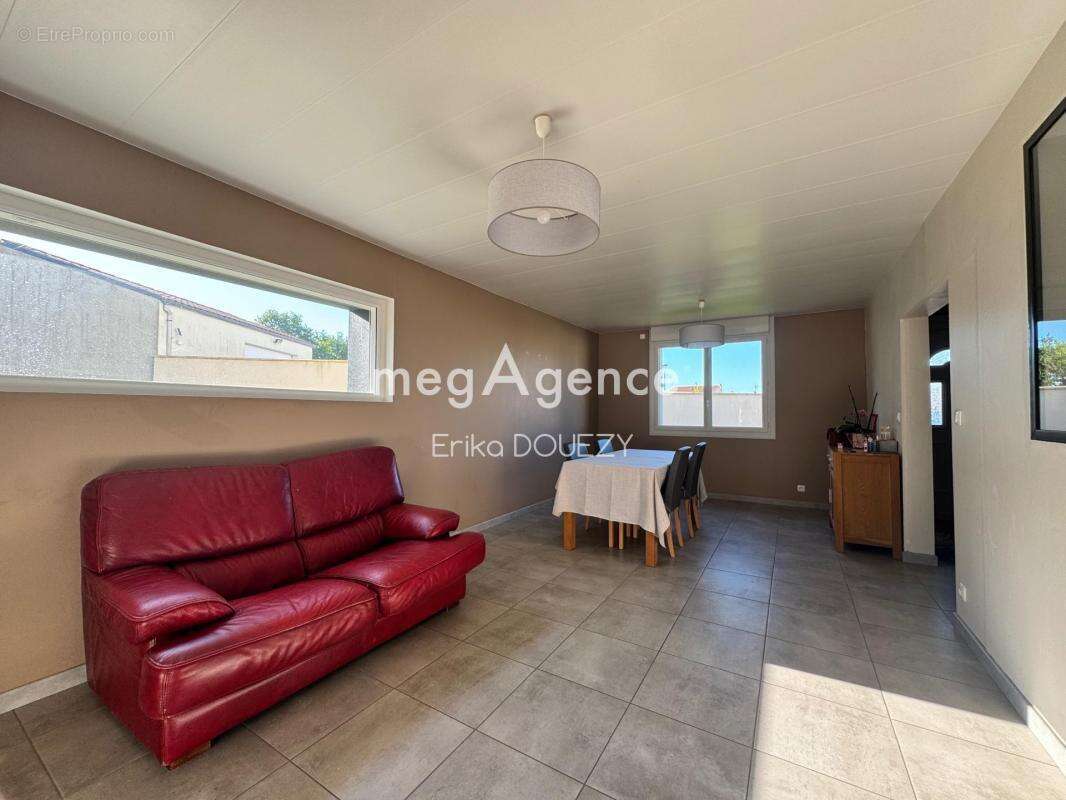 Maison à MORTAGNE-SUR-SEVRE