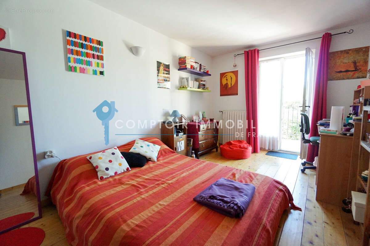 SECTEUR QUISSAC : Propriété comprenant 1 habitation principale et 3 gîtes avec piscine - photo 22