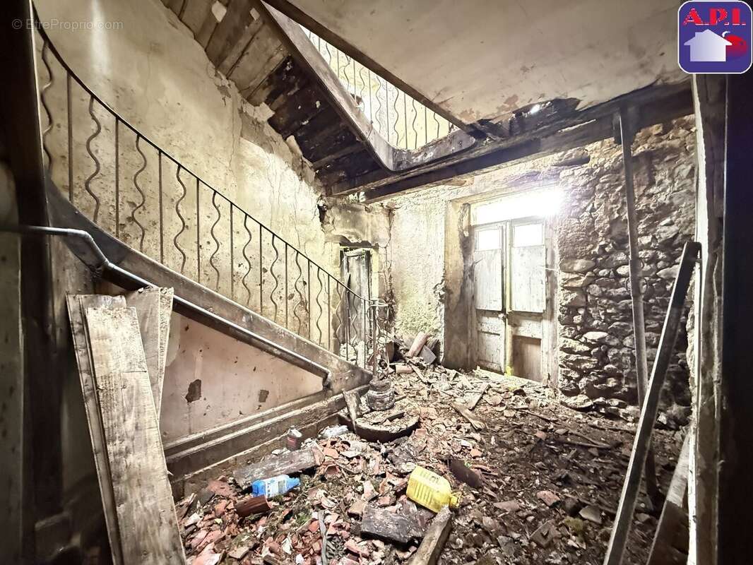 Maison à LA BASTIDE-DE-SEROU