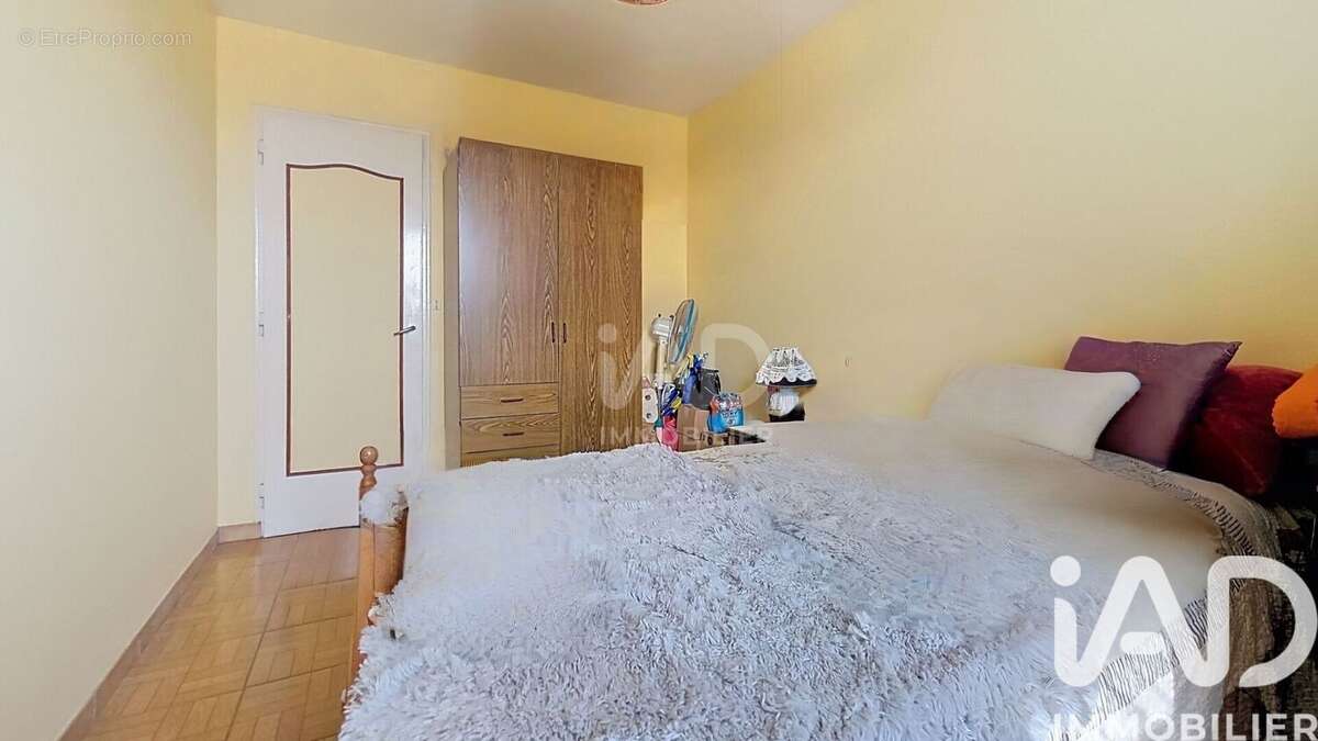 Photo 8 - Appartement à SAINT-JEAN-DE-LA-RUELLE