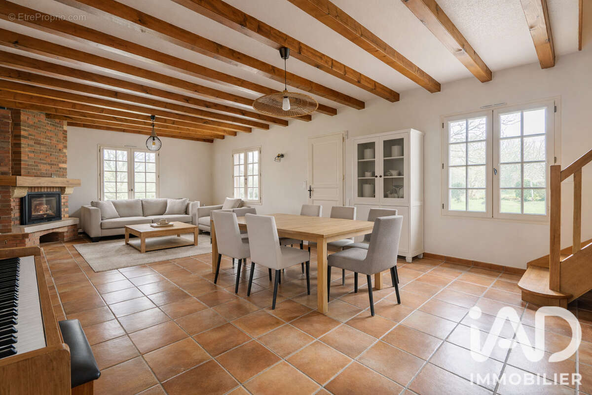 Maison 191 m² à Andreze  - photo 5